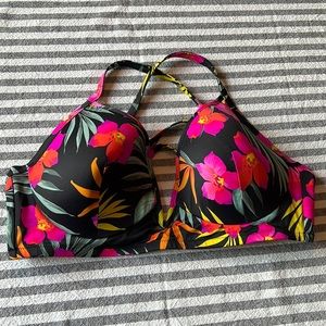 Shade and Shore brand-new bathing suit top, 36 DD, no issues, new